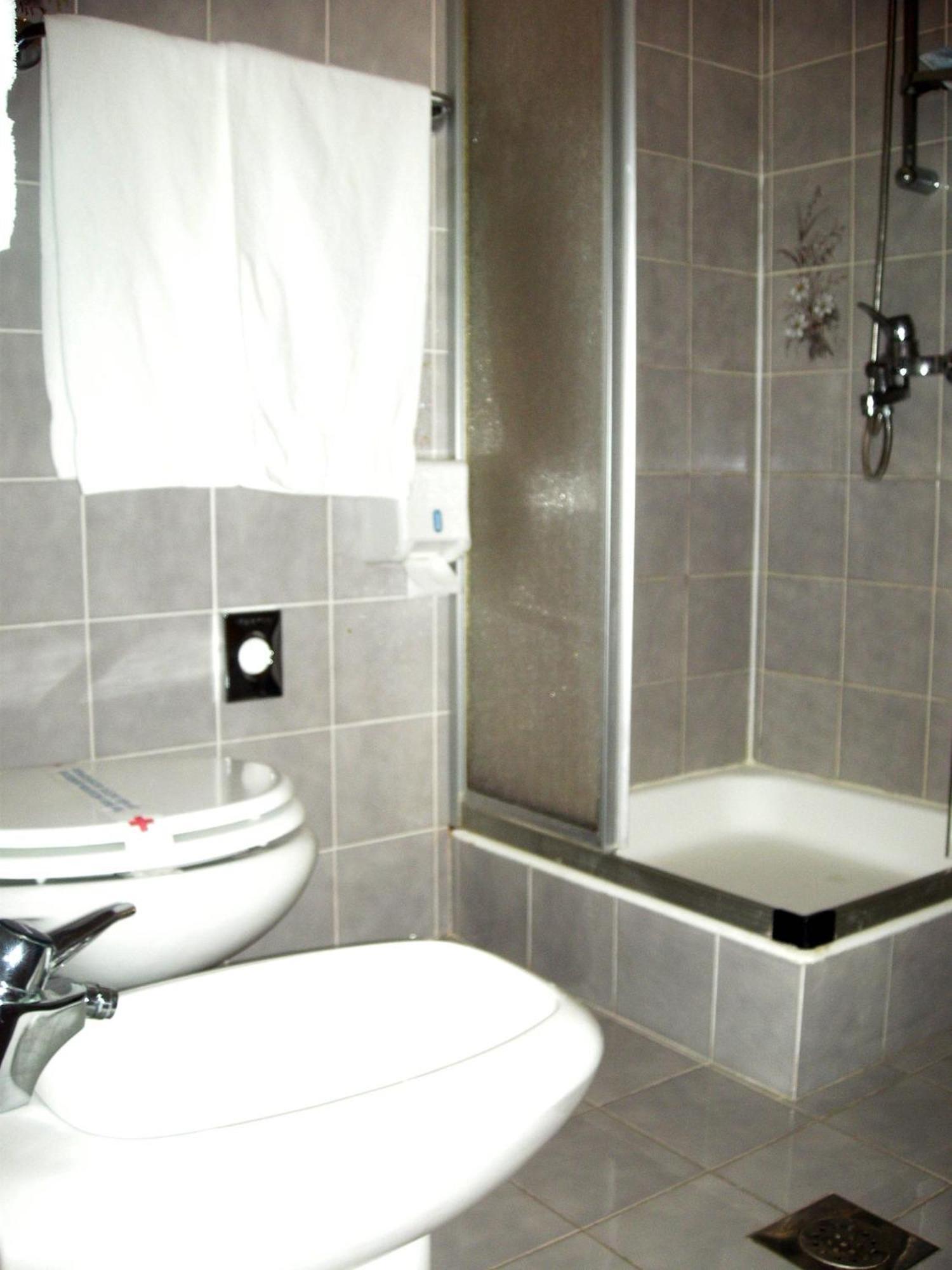 Hotel Zephyr - Plovanija Buje Ruang foto